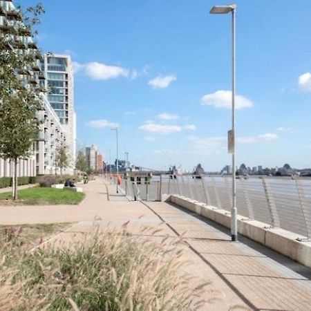 Large Double Room Overlooking The Thames Londra Exterior foto
